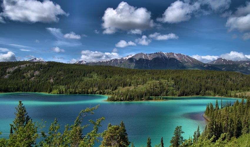 Emerald Lake, Yukon