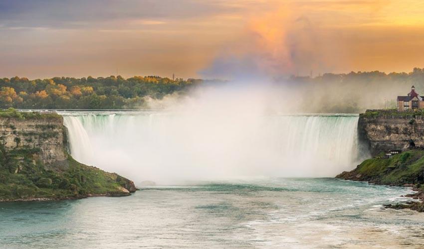 The majestic Niagara Falls.