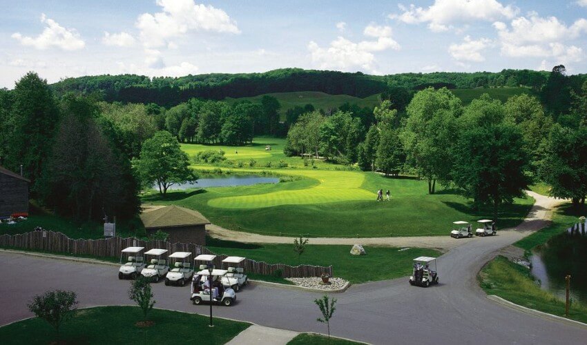 18-hole Golf Course at Hockley Valley Resort.
