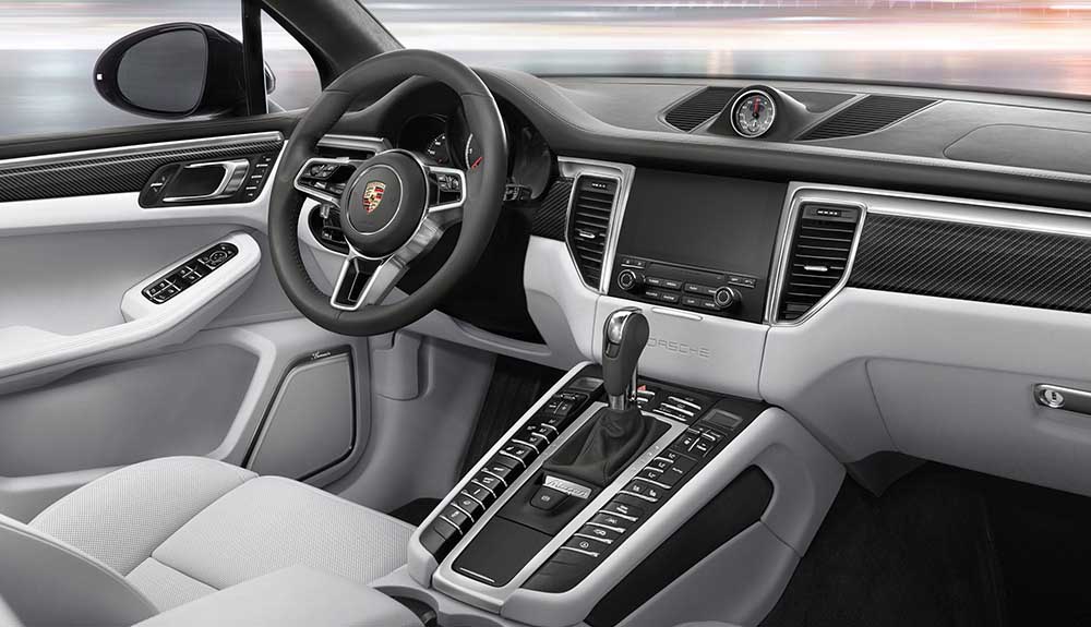 Porsche Macan Console