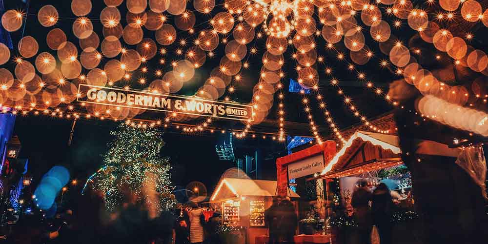 The Best Canadian Christmas Markets to Visit This Holiday Season - CAA South Central Ontario
