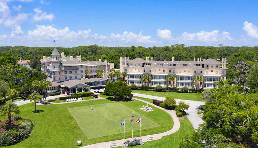 The expansive Jekyll Island Club Resort