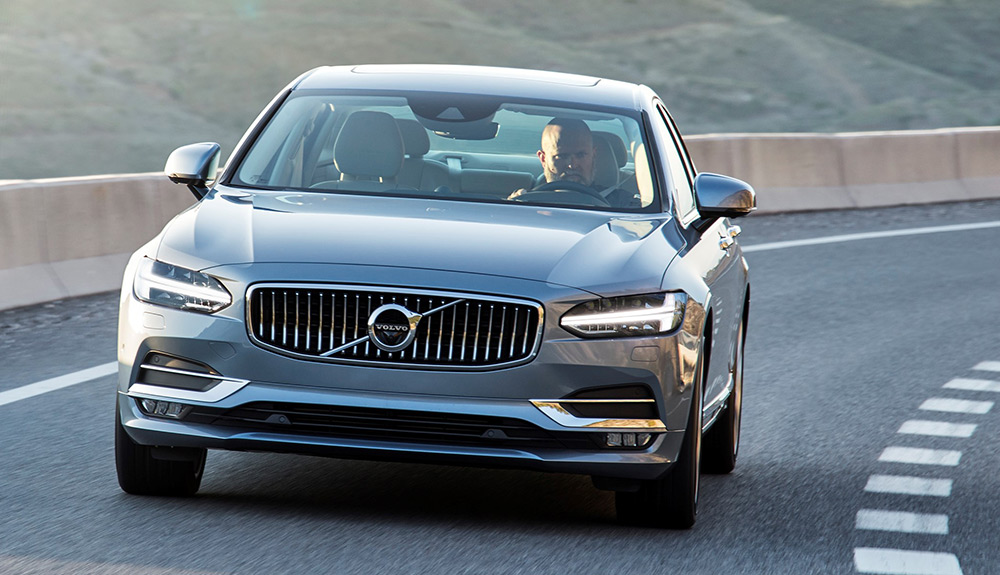 The 2017 Volvo S90 on the road