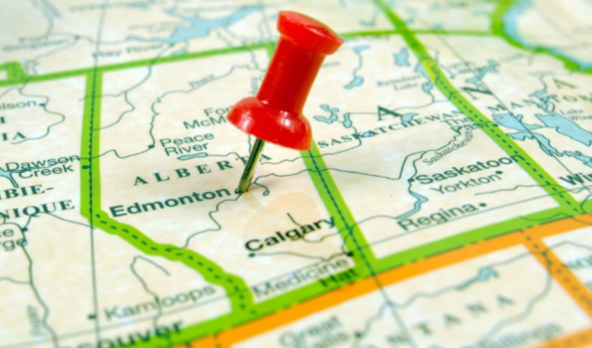 Map of Canada with pushpin in Edmonton.