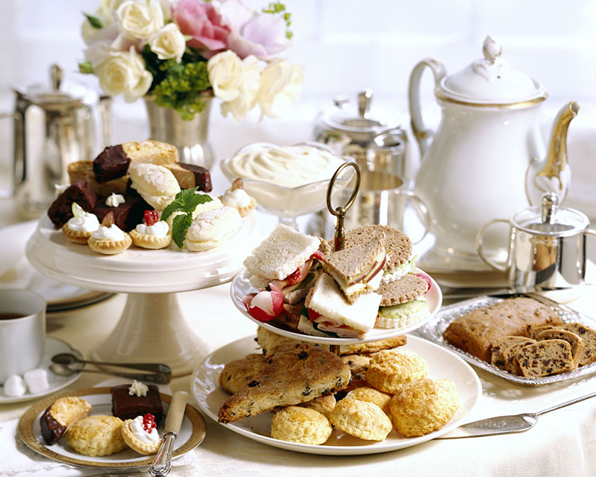 Traditional english tea with scones.